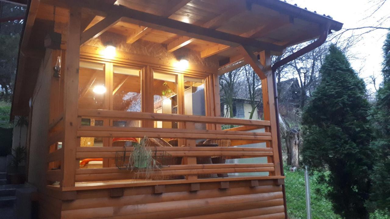 Obiteljski Apartman Borovi 비소코 외부 사진